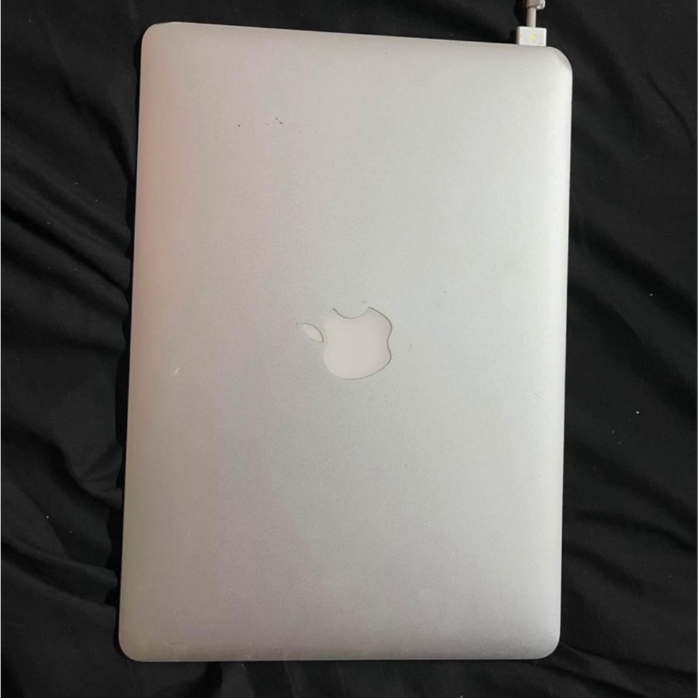 Early 2015 Macbook Air 13 inch